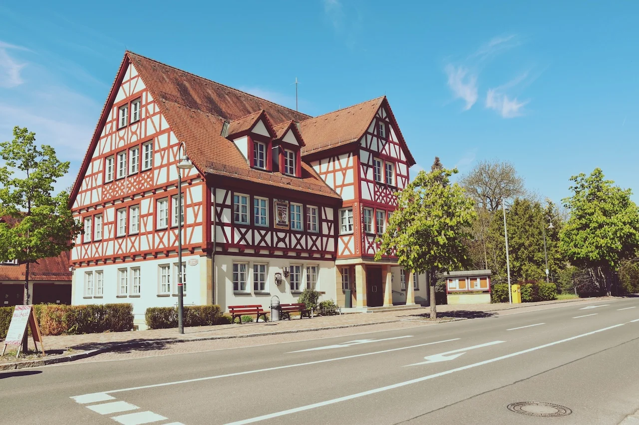 Ein wunderschönes Haus von immoflux GmbH